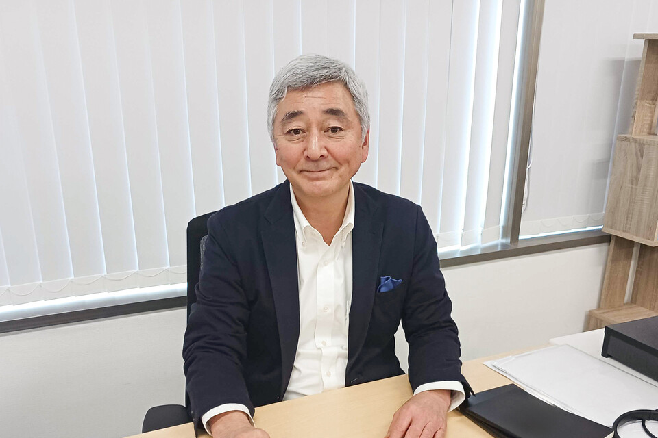 石野　繁一