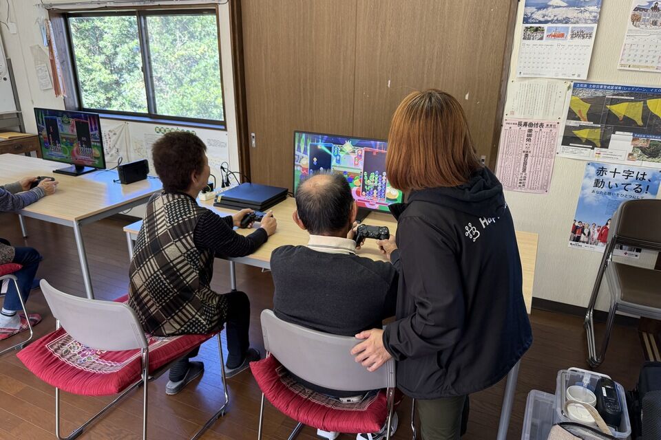 eスポーツを楽しむ人達