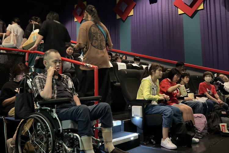 障害者が気兼ねなく映画鑑賞できる場を提供