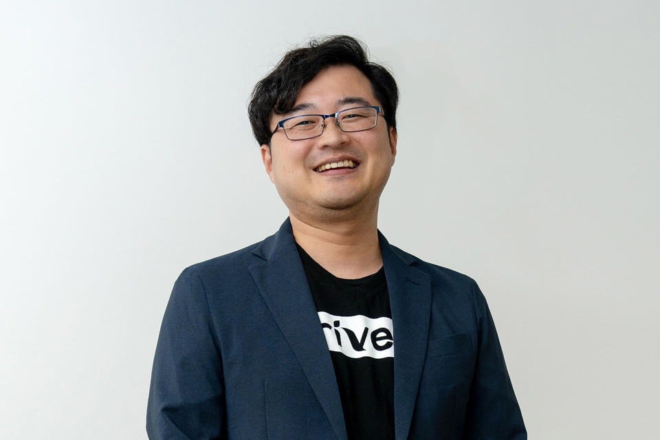 株式会社サイバーレコードの桑原氏