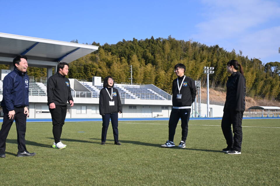 美浜町職員の皆さん。右から2番目が、今回お話を伺った前田健二さん