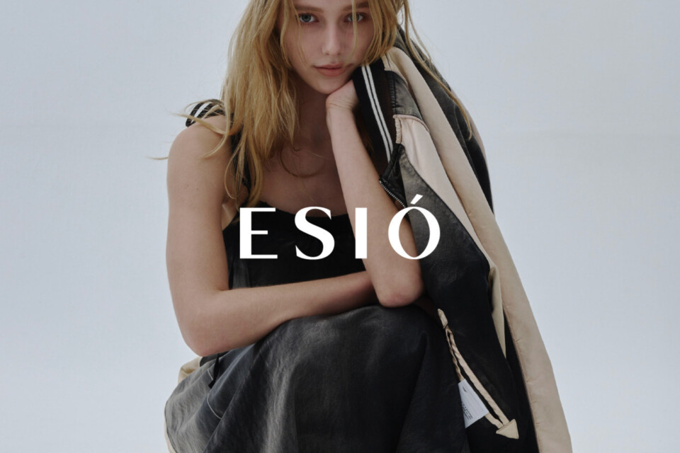 アパレルブランドESIÓを事業買収し、アパレル業界にも参入