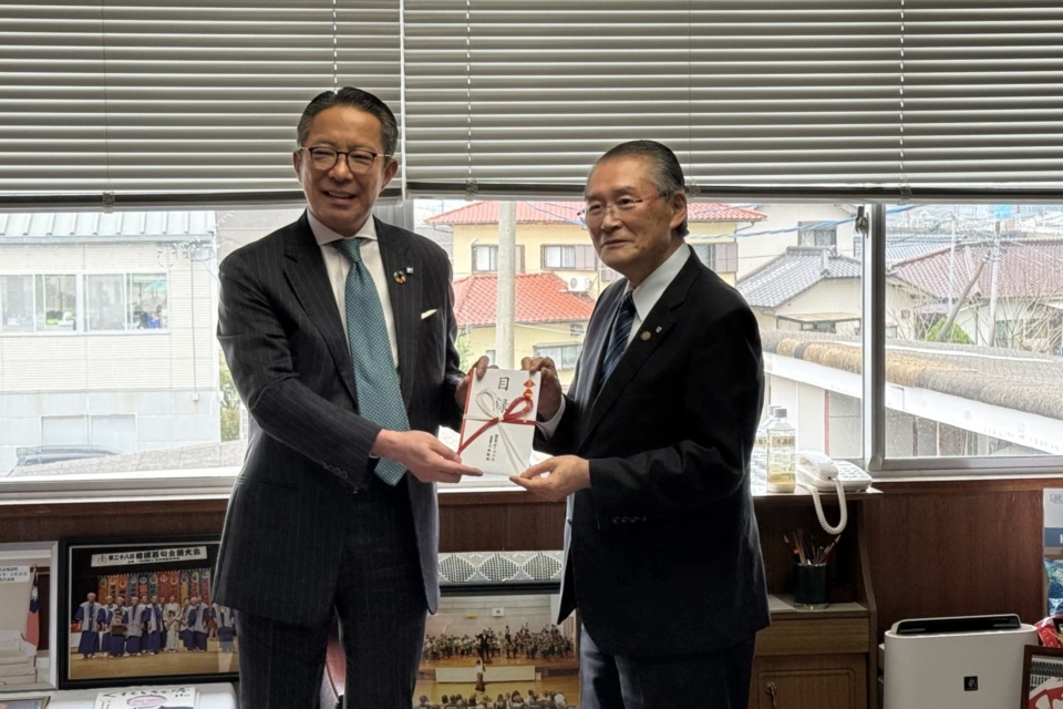 株式会社オーファス様よりご寄附をいただき、感謝状贈呈式を開催いたしました。