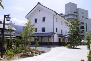 なぜ寄附を募るのか 画像