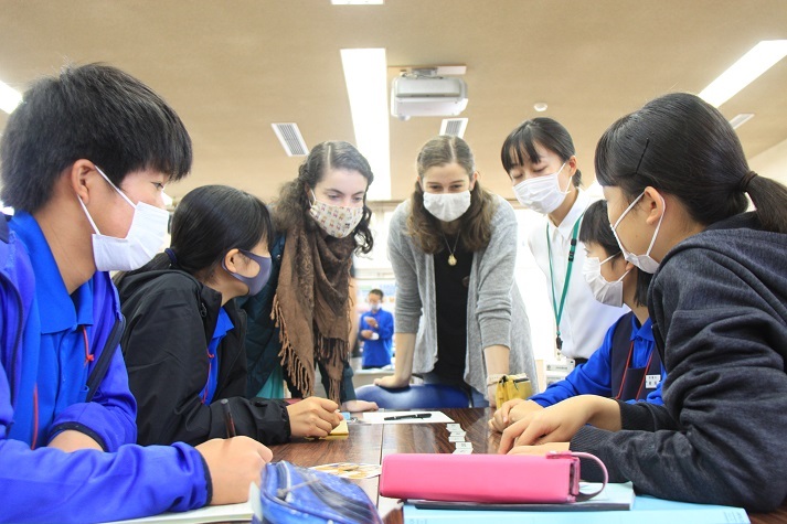 ひと・まちを多彩に「つなぐ」事業