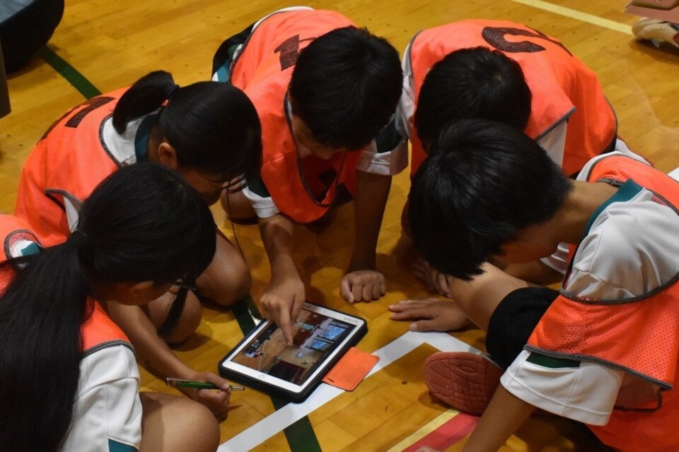 全児童生徒１人１台タブレット端末更新事業