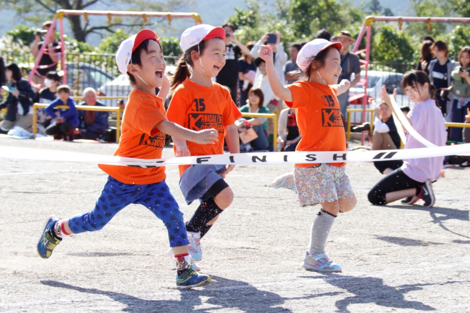 子育て支援の充実に注力中。特に支援センター・保育サービスの充実に努めてる他、学力を育む学習環境の充実や生活習慣病予防等の普及など幅広く展開しております。