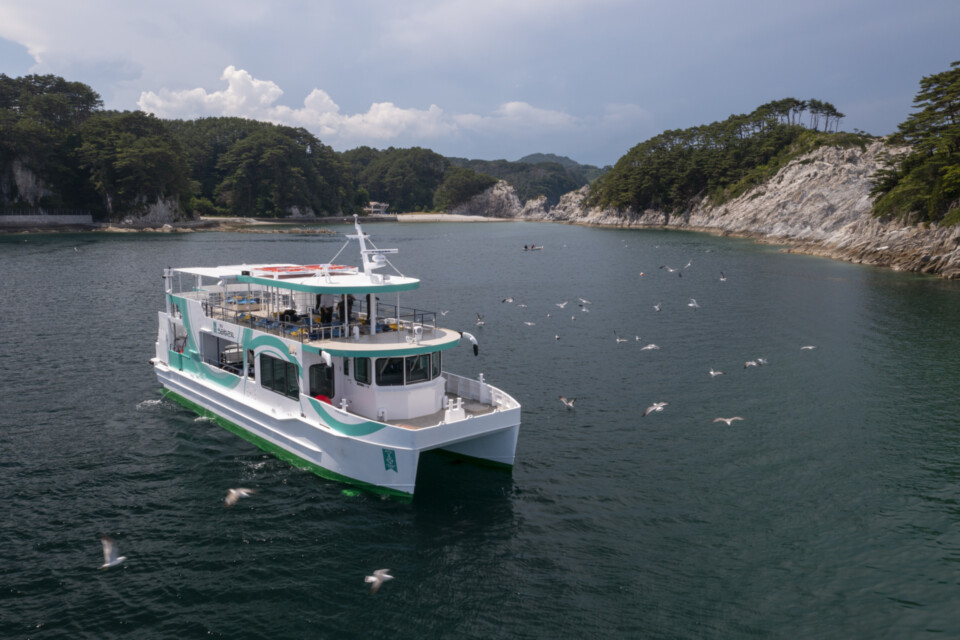 ～夢と希望と笑顔を乗せて～遊覧船運航事業