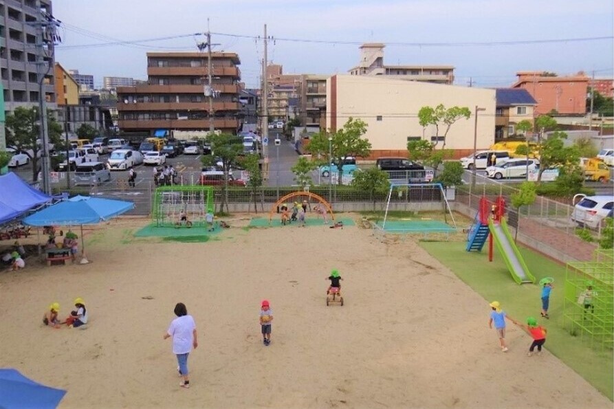 公立保育所、幼稚園等の運営に関する事業