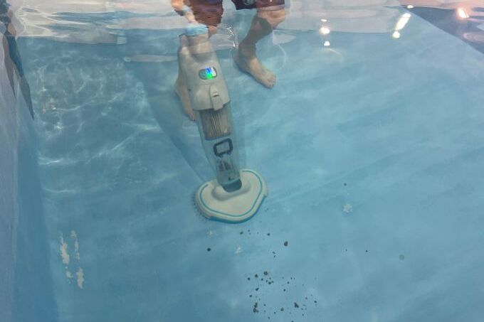 老朽化したリフレッシュパークゆむらのプールを改築し、町民・観光客の拠点としての場所づくりをすすめたい！！